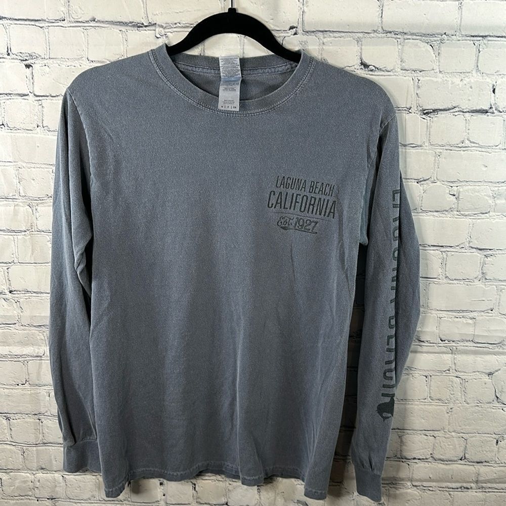 👕✨ Long Sleeve T-Shirt - Laguna Beach, California - Vintage Look - Size Small